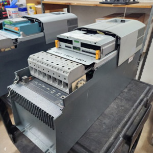 Parker - 890SD/4/0145F/B/1F/A/US/00/00/00/00/00